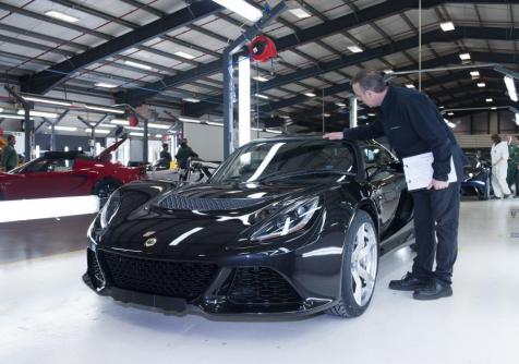 61584_SCCLK9SCXFHC10575-Exige-S-Black-Roadster-12_11_14-9_476x334